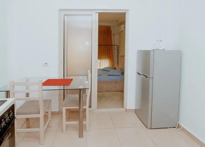 Panorama Self Check In 24h *