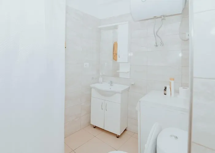 Panorama Self Check In 24h *